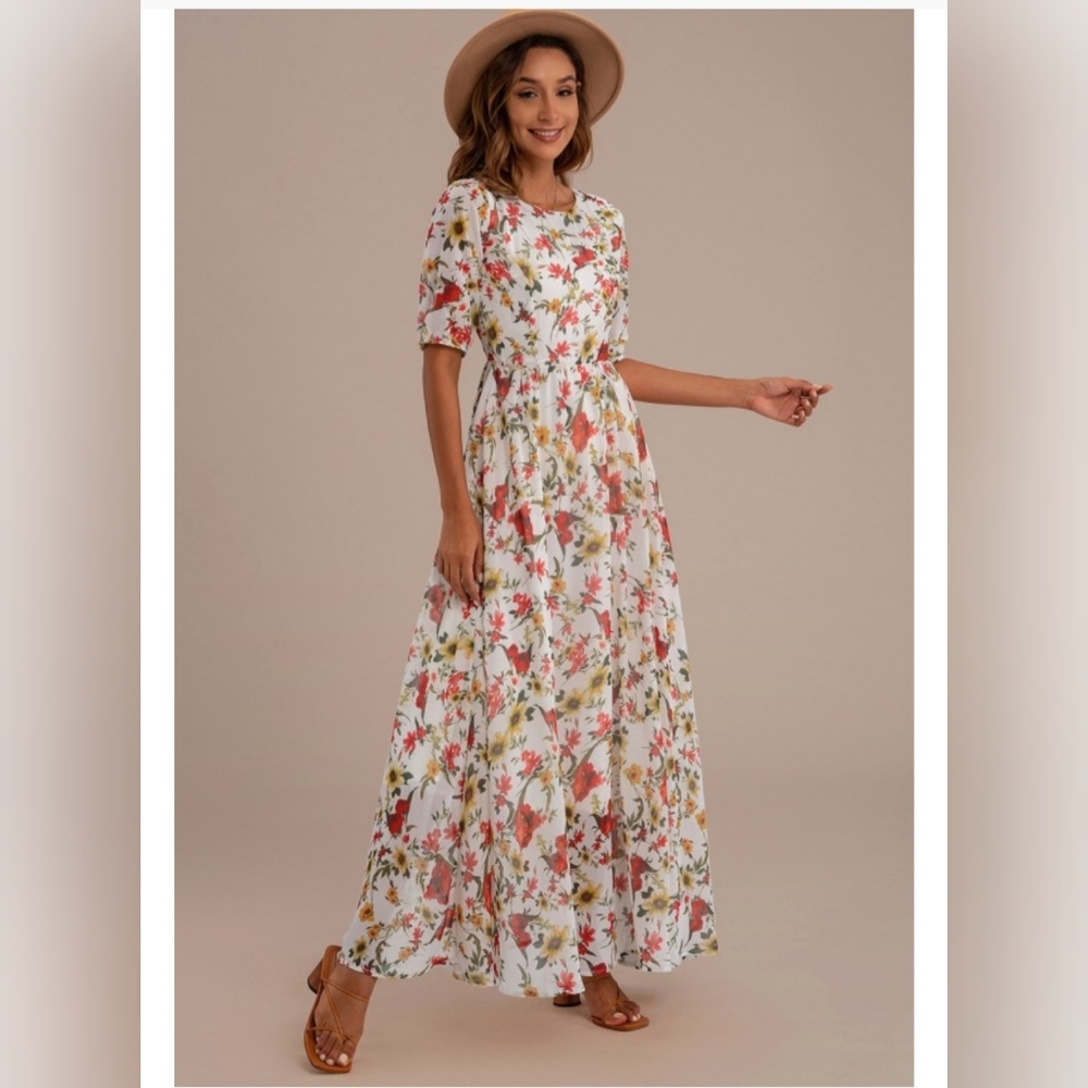 Petallush Floral Half Sleeve Round Neck Chiffon Maxi Dress